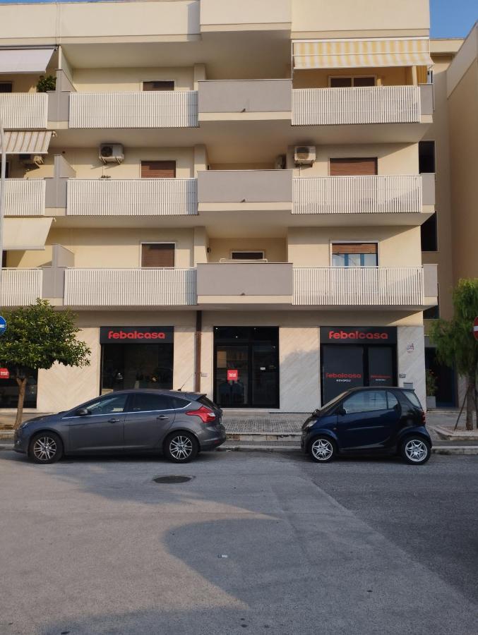 Da Luigi Locazioni Brevi Turistiche Bed & Breakfast Monopoli Eksteriør bilde