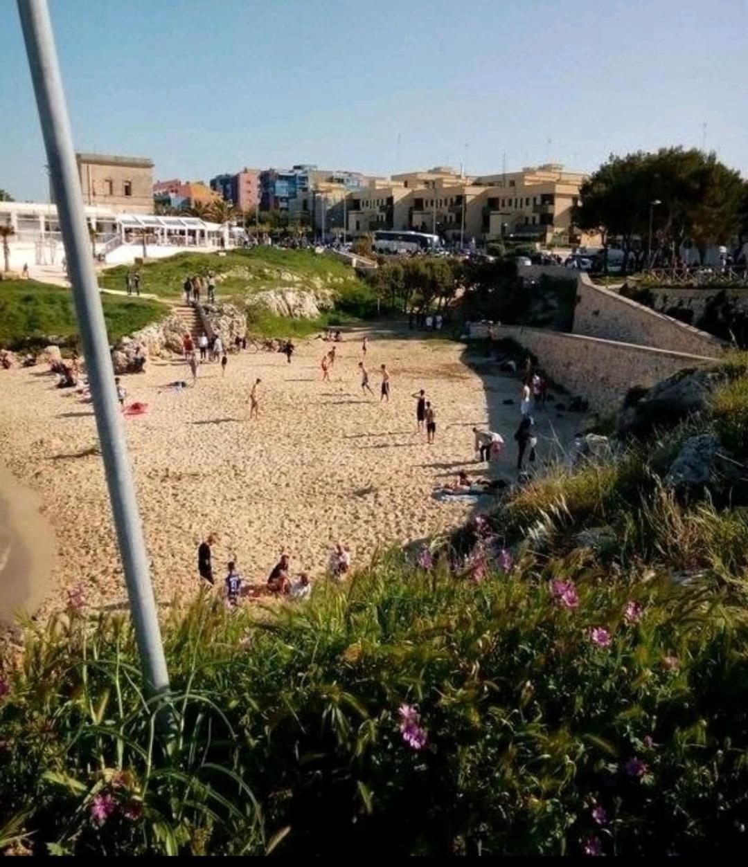 Da Luigi Locazioni Brevi Turistiche Bed & Breakfast Monopoli Eksteriør bilde
